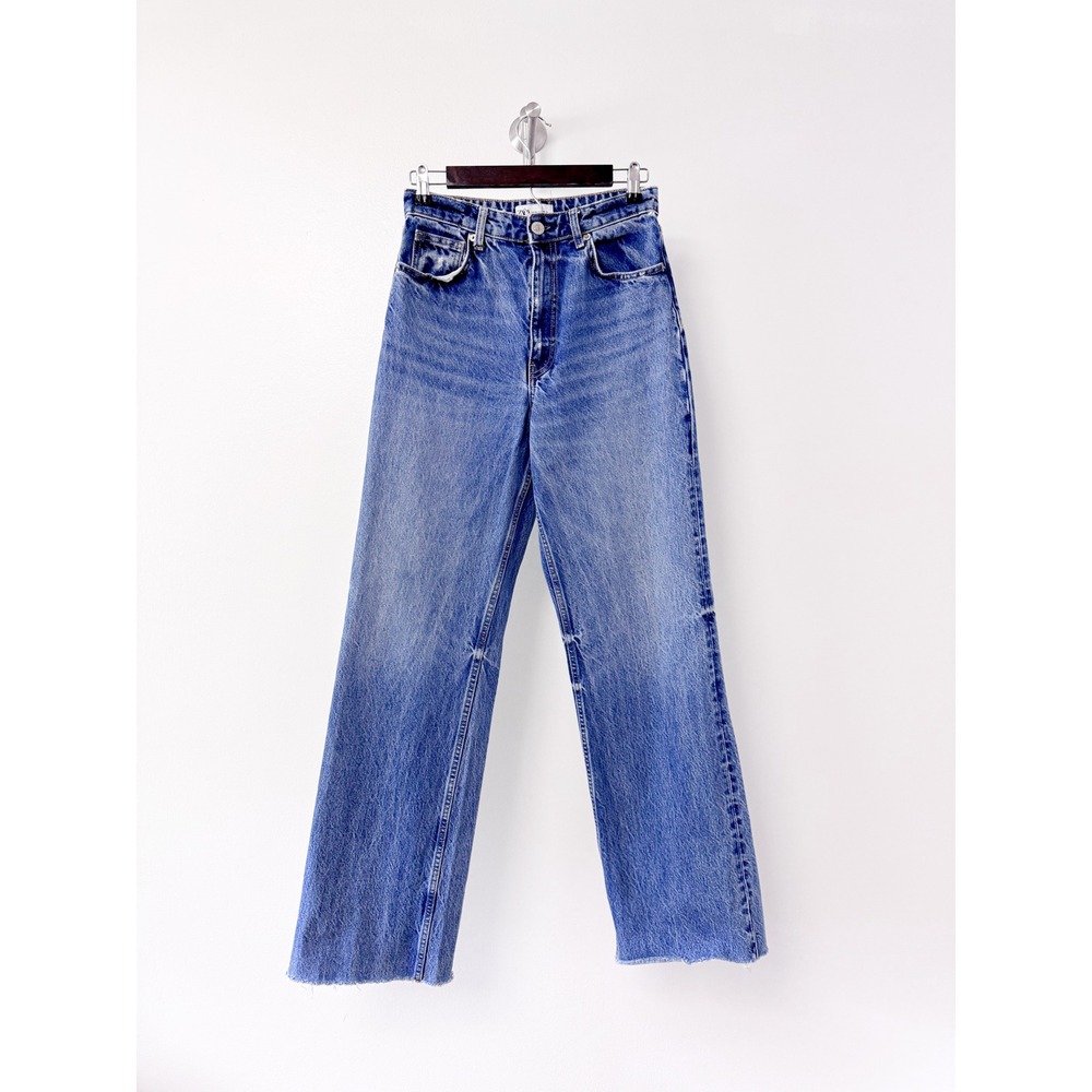 Zara Womens High Waisted Wide Leg Jeans Medium Wash Raw Hem Size 28 / 6